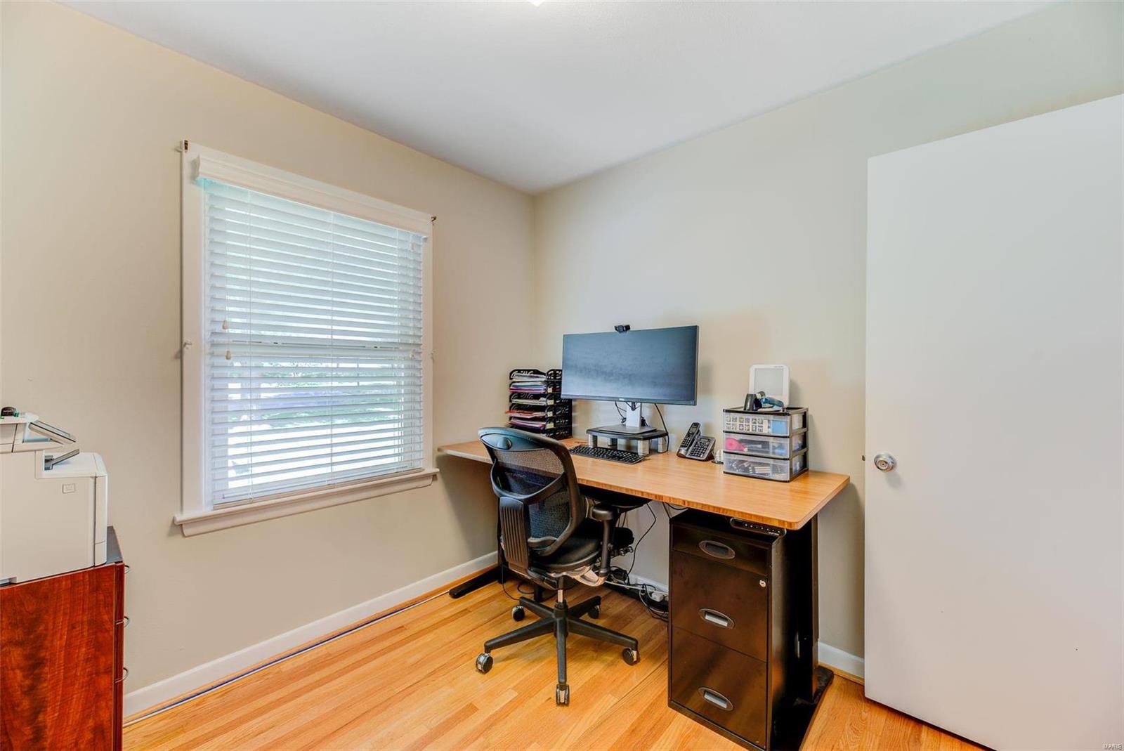 609 Barton Lane Ballwin, MO 63021 - Photo 14 of 21 Gallery Image 14