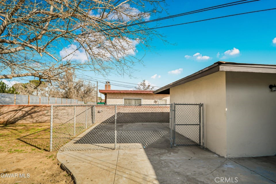 45503 11th Street West Lancaster, CA 93534 - Photo 33 of 37 a view of a garage