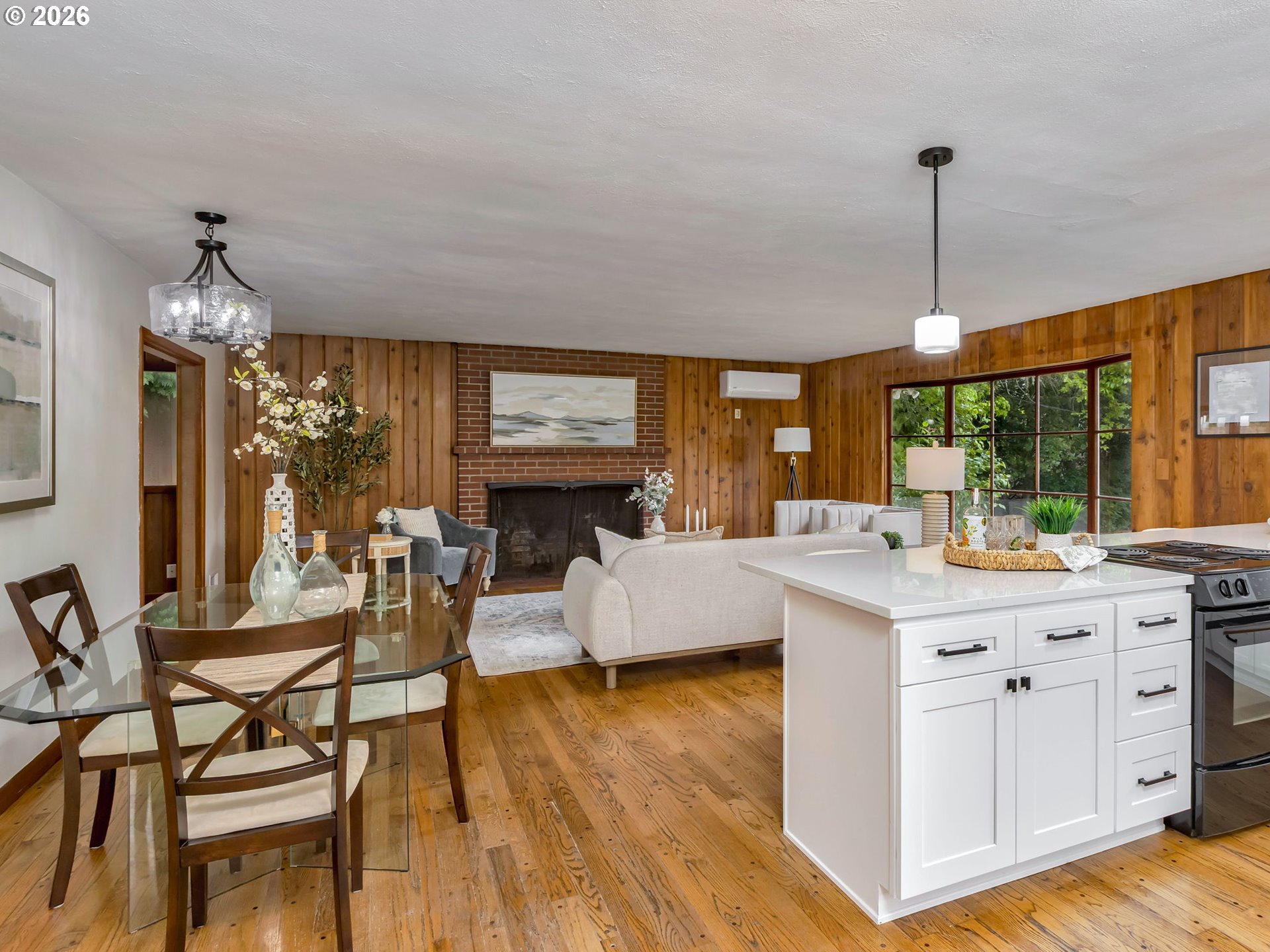 4585 Southwest Poplar Lane Portland, OR 97225 - Photo 15 of 39