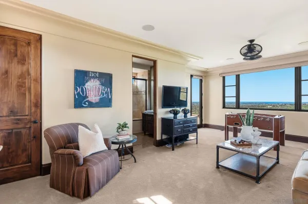 $6,995,000 | 19557 Fortuna Del Este, Escondido, CA 92029