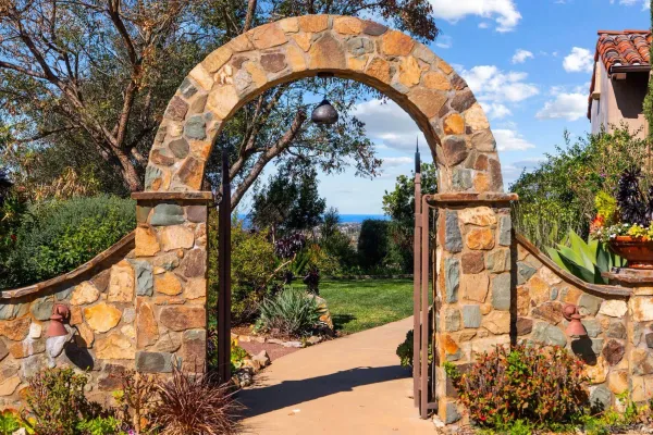 $6,995,000 | 19557 Fortuna Del Este, Escondido, CA 92029