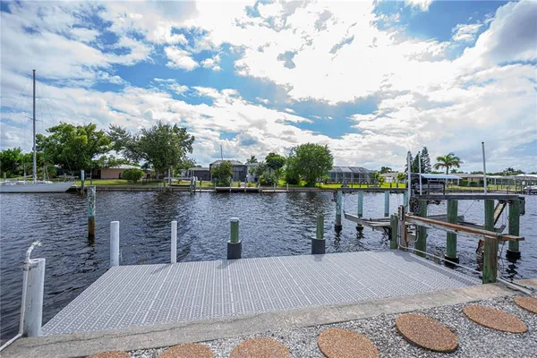 $840,000 | 171 Morgan Lane Southeast, Port Charlotte, FL 33952