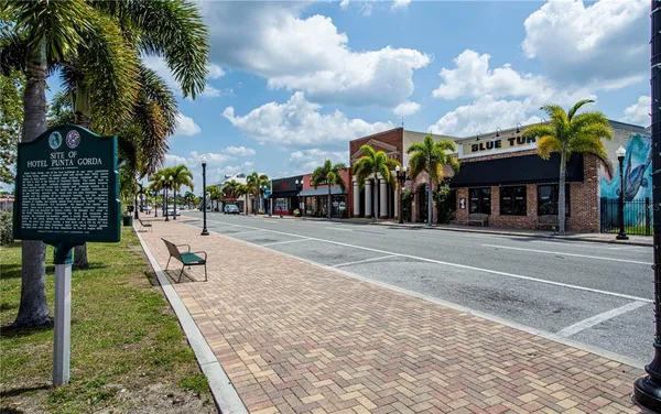 $840,000 | 171 Morgan Lane Southeast, Port Charlotte, FL 33952