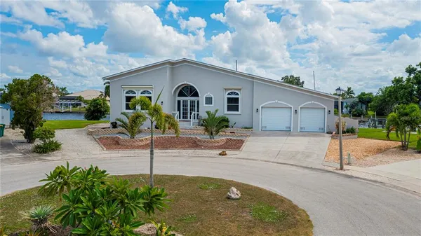 $840,000 | 171 Morgan Lane Southeast, Port Charlotte, FL 33952
