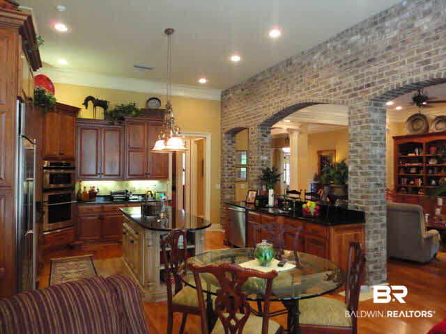104 Augusta Court Fairhope, AL 36532 - Photo 15 of 42 Kitchen