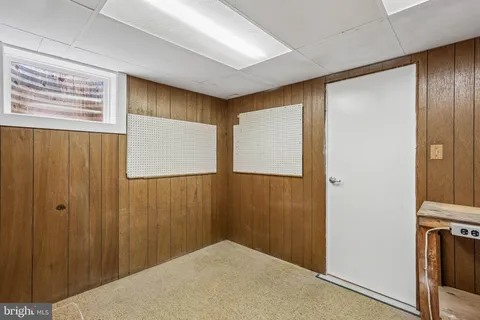 $675,000 | 2 Foxhall Court, Silver Spring, MD 20906