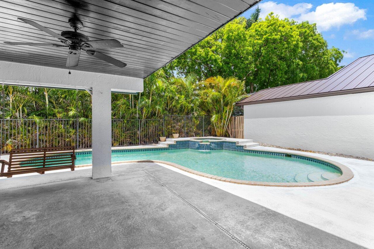 21641 Sutters Lane Boca Raton, FL 33428 - Photo 12 of 36 024-21641SuttersLane-BocaRaton-FL-33428-