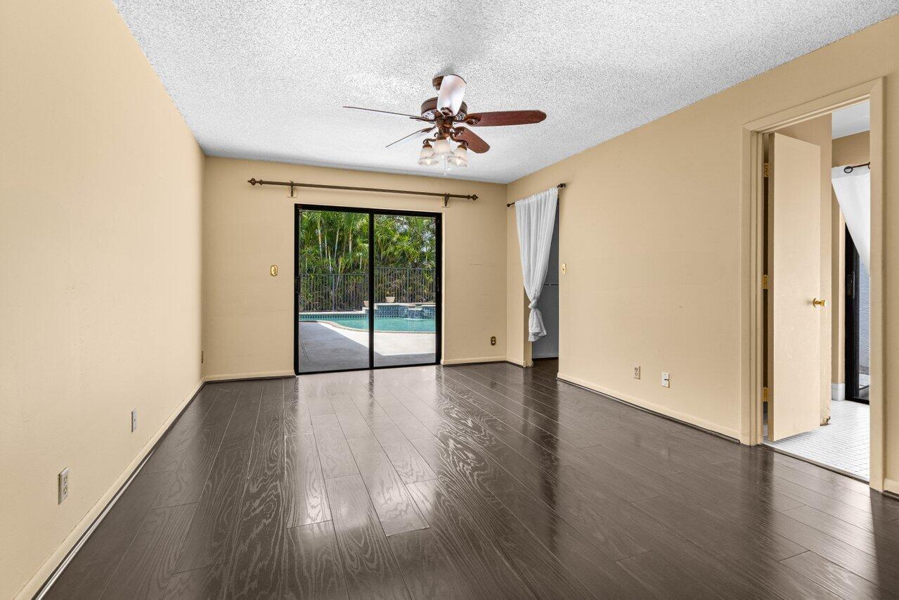 21641 Sutters Lane Boca Raton, FL 33428 - Photo 20 of 36 018-21641SuttersLane-BocaRaton-FL-33428-