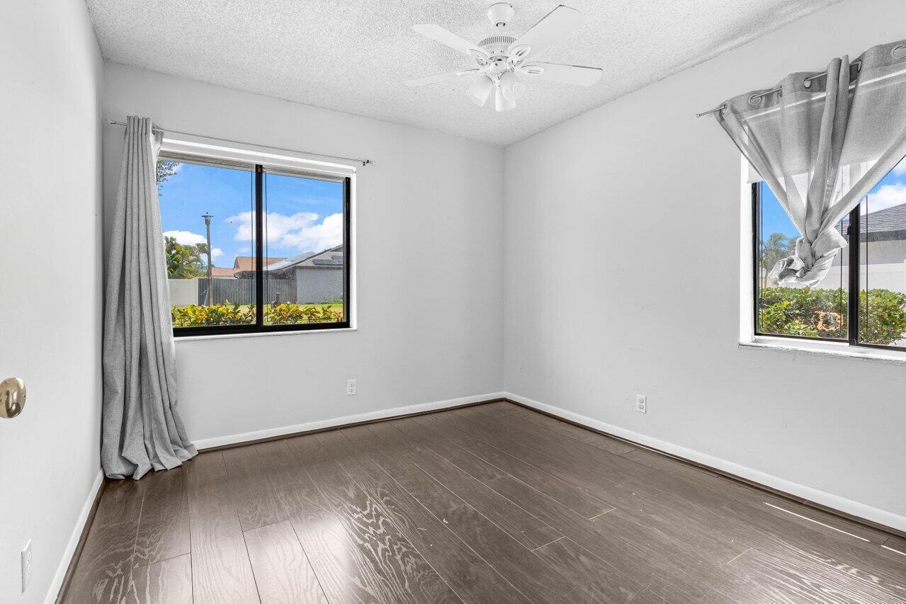 21641 Sutters Lane Boca Raton, FL 33428 - Photo 24 of 36 015-21641SuttersLane-BocaRaton-FL-33428-