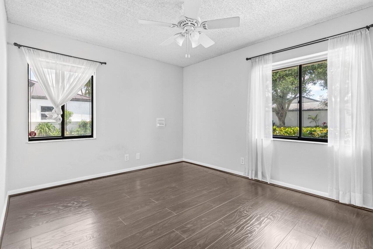 21641 Sutters Lane Boca Raton, FL 33428 - Photo 26 of 36 016-21641SuttersLane-BocaRaton-FL-33428-