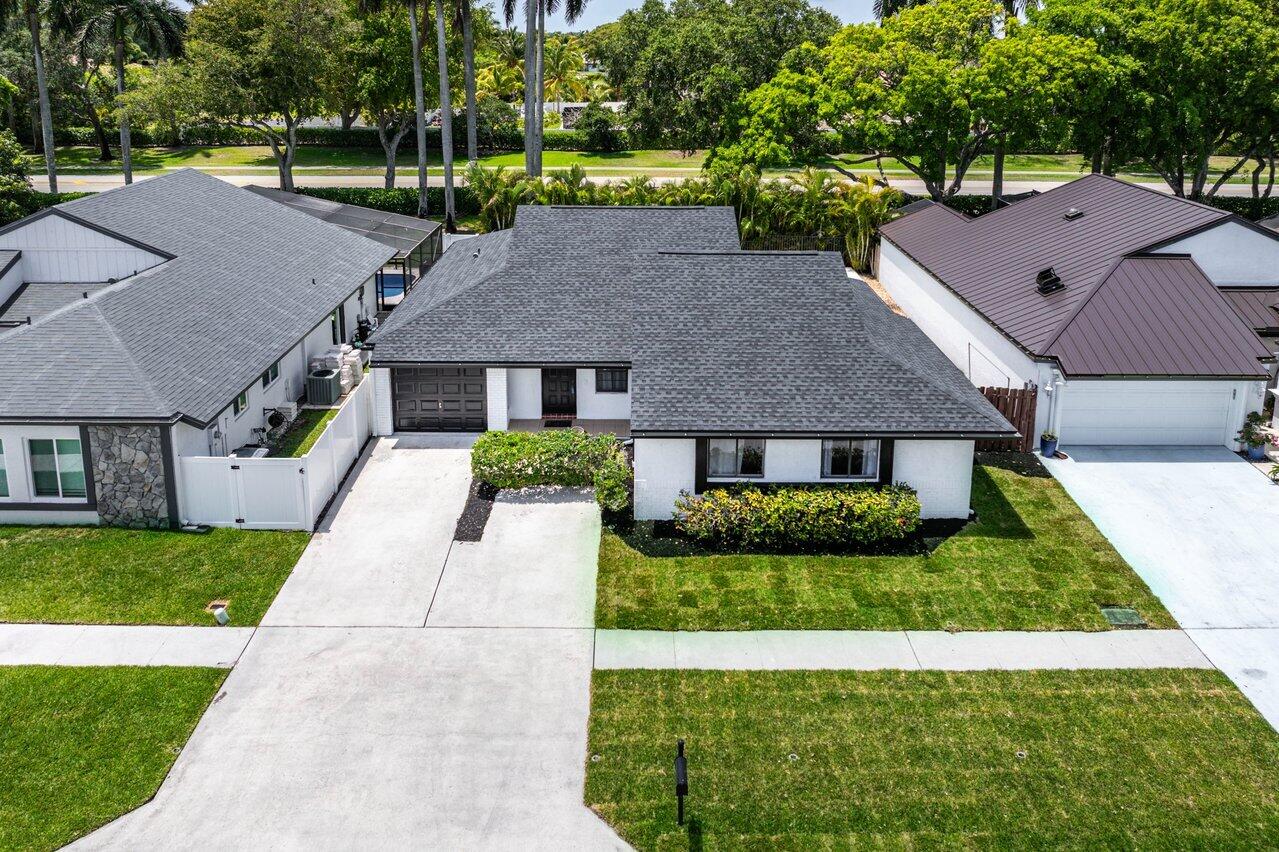 21641 Sutters Lane Boca Raton, FL 33428 - Photo 31 of 36 030-21641SuttersLane-BocaRaton-FL-33428-