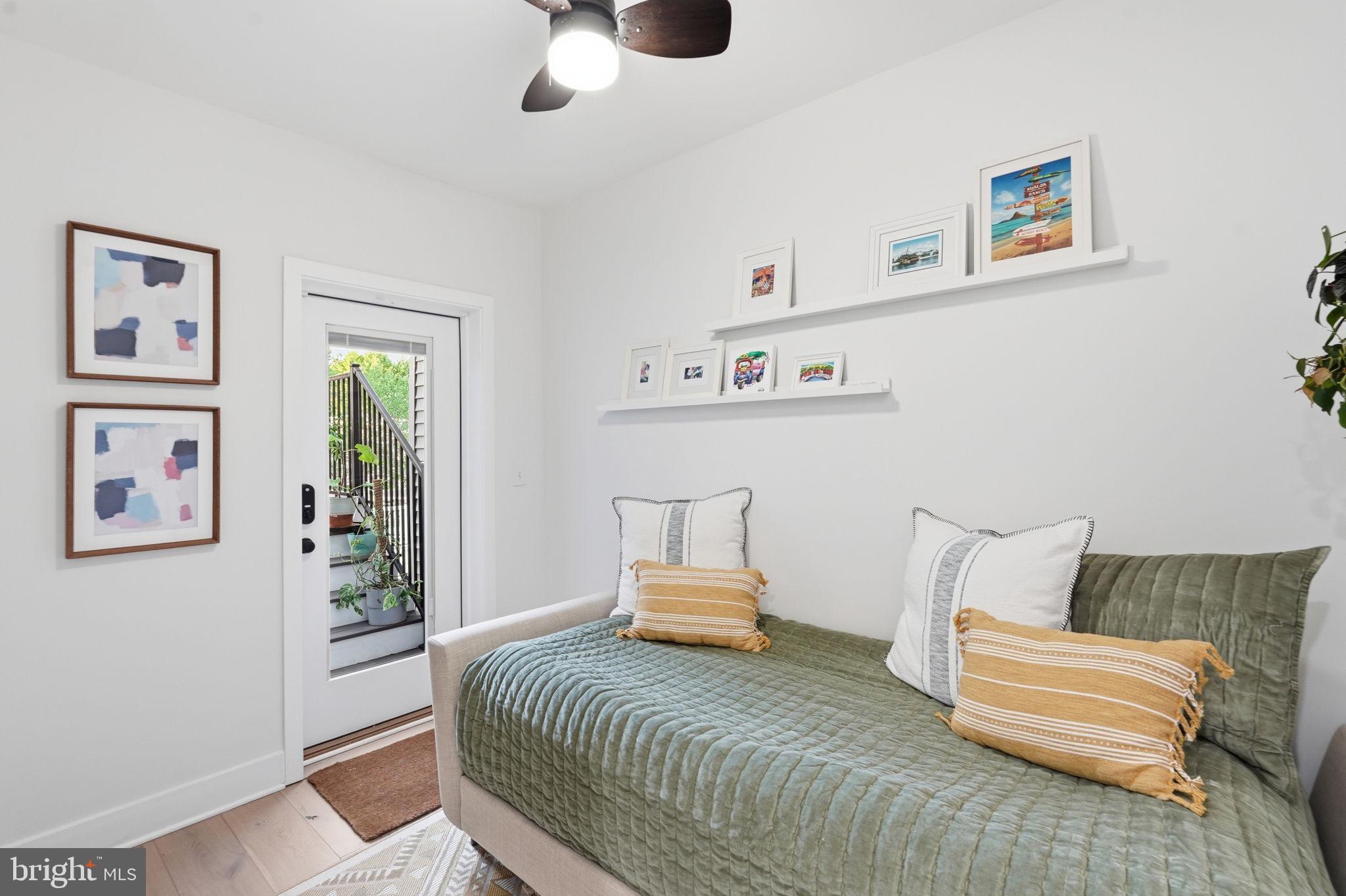 445 Kenyon Street Northwest Washington, DC 20010 - Photo 23 of 40