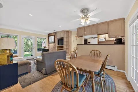 $1,100,000 | 247 Buckram Road, Locust Valley, NY 11560