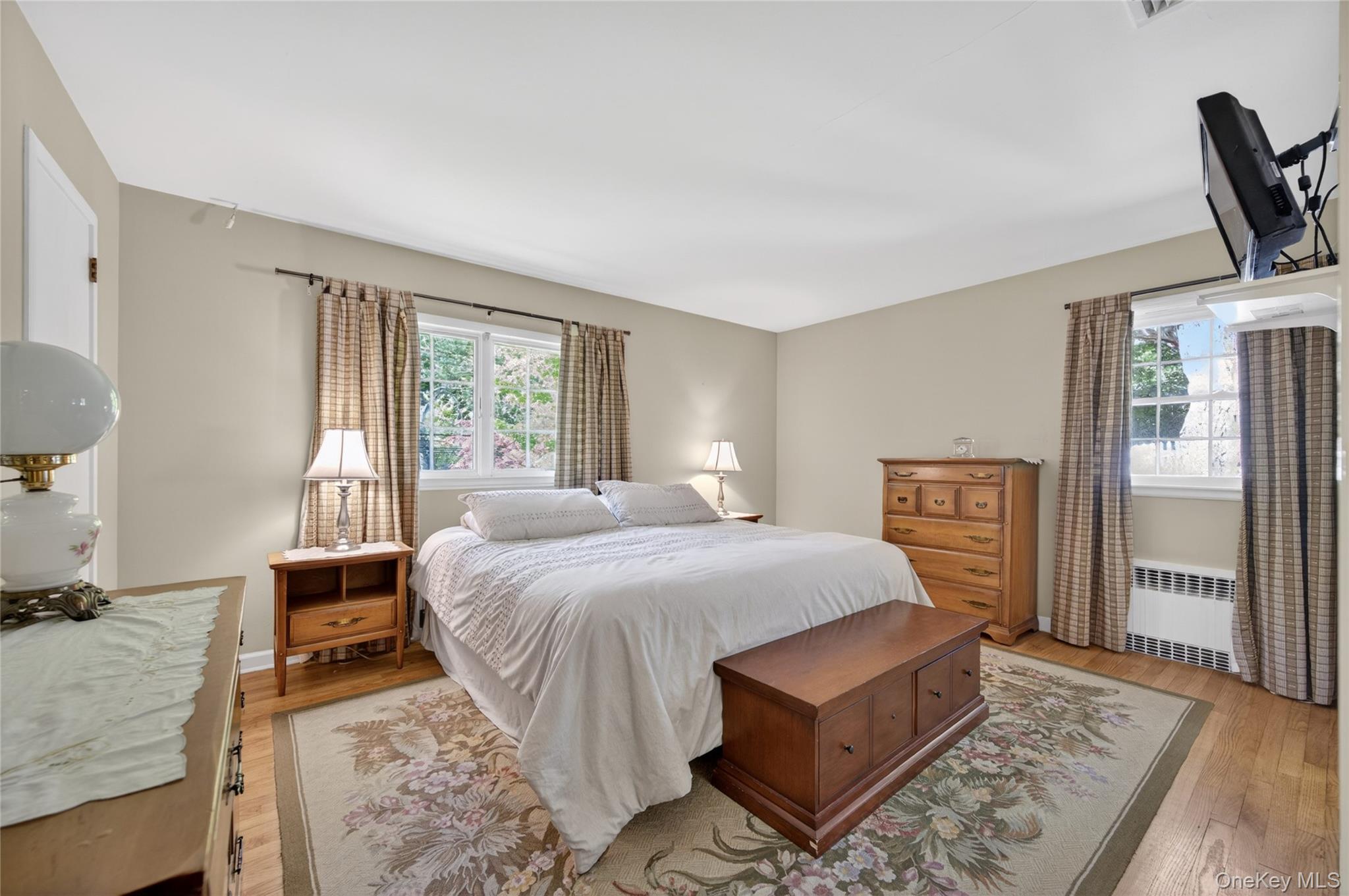 247 Buckram Road Locust Valley, NY 11560 - Photo 17 of 28