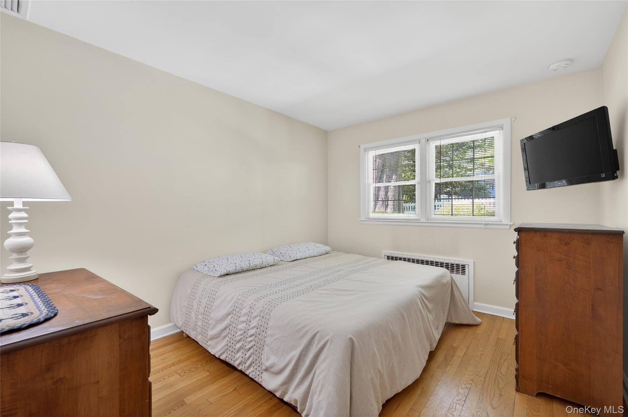 247 Buckram Road Locust Valley, NY 11560 - Photo 19 of 28