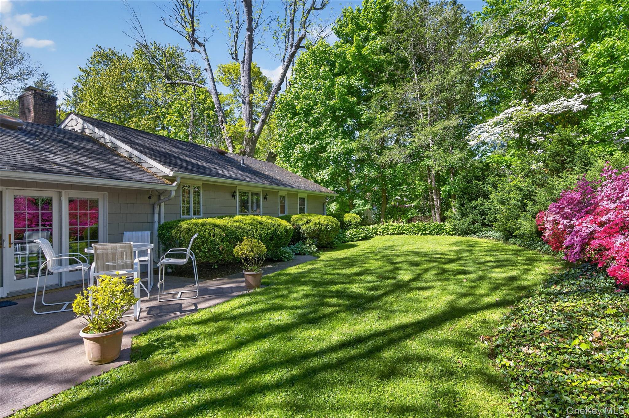 247 Buckram Road Locust Valley, NY 11560 - Photo 24 of 28