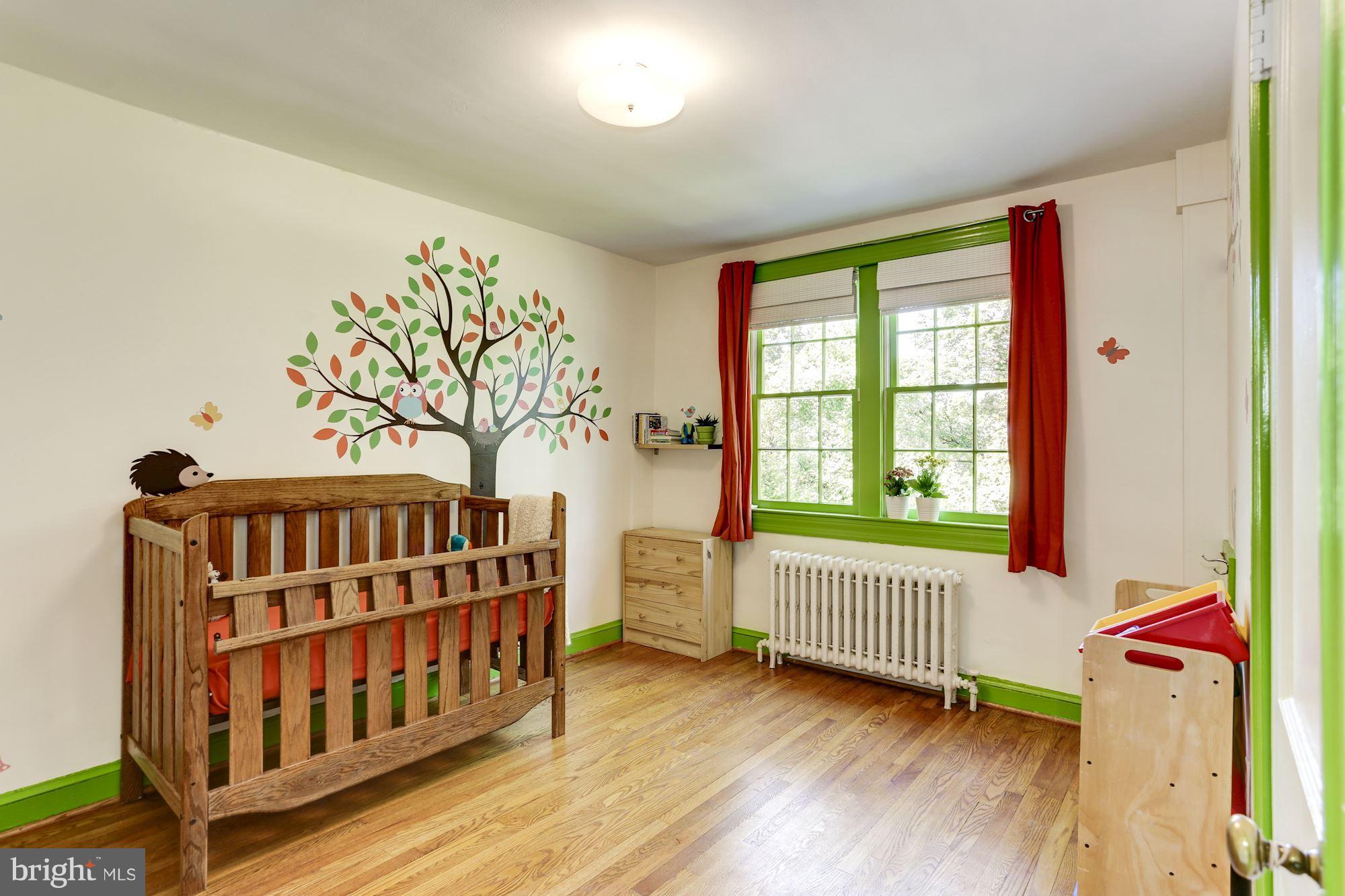 2016 Tunlaw Road Northwest Washington, DC 20007 - Photo 11 of 22 Bedroom