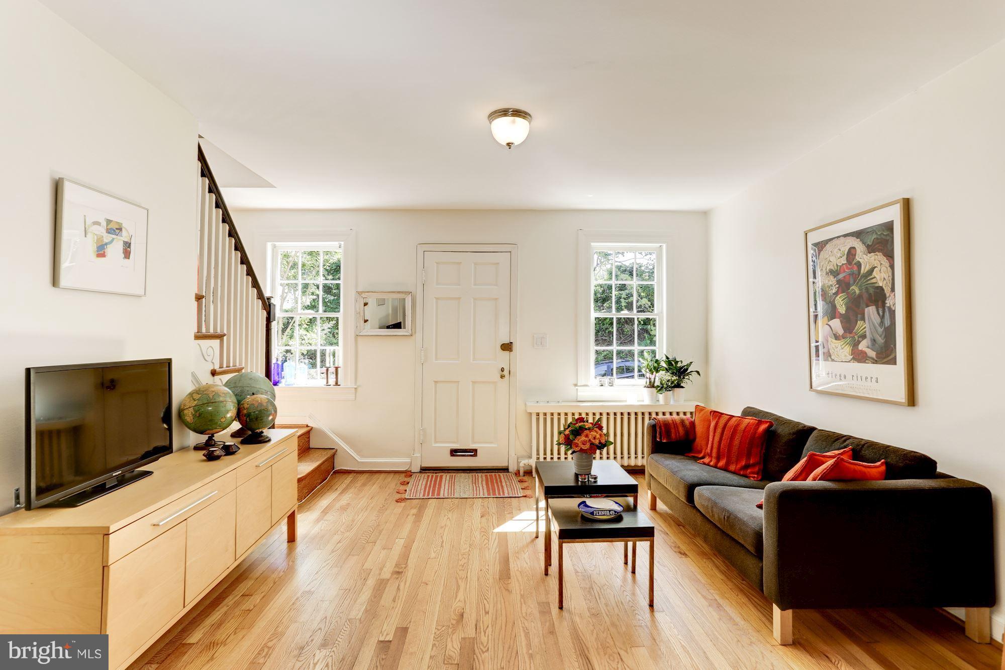 2016 Tunlaw Road Northwest Washington, DC 20007 - Photo 5 of 22 View from the dining area towards living room
