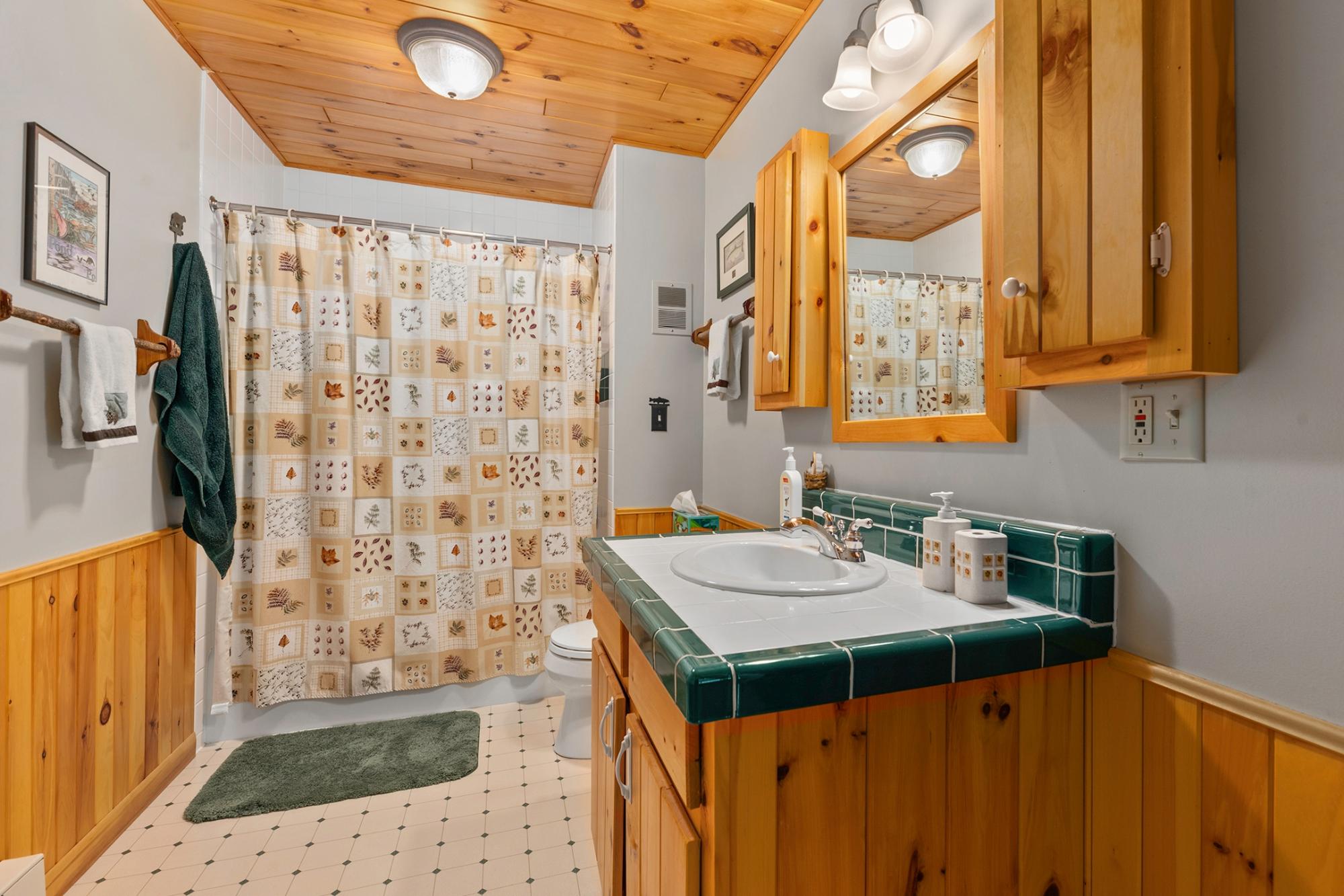 6902 Lake Mildred Road Rhinelander, WI 54501 - Photo 12 of 26 Gallery Image 12