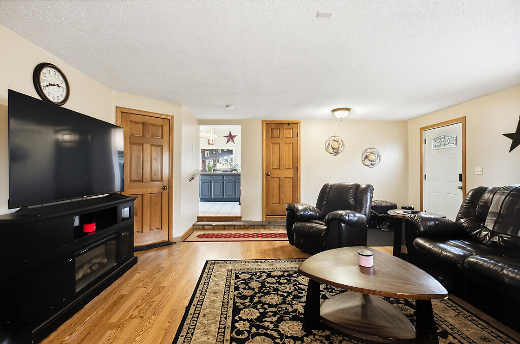 191 White Road Corinna, ME 04928 - Photo 11 of 40 Living Room