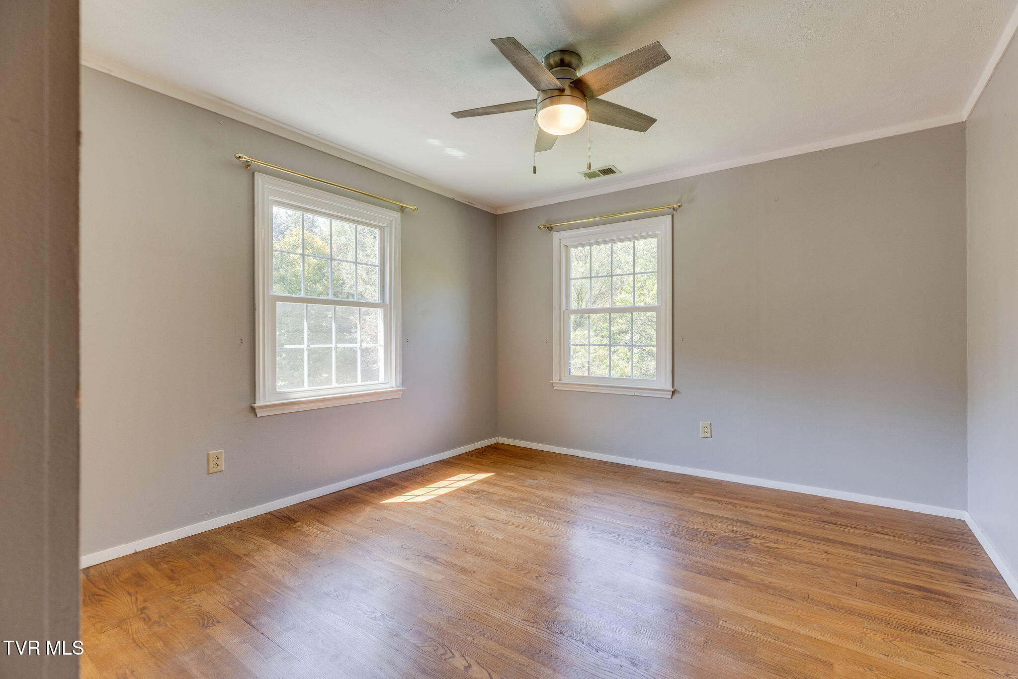 140 Gov Alf Taylor Road Johnson City, TN 37601 - Photo 23 of 49 024