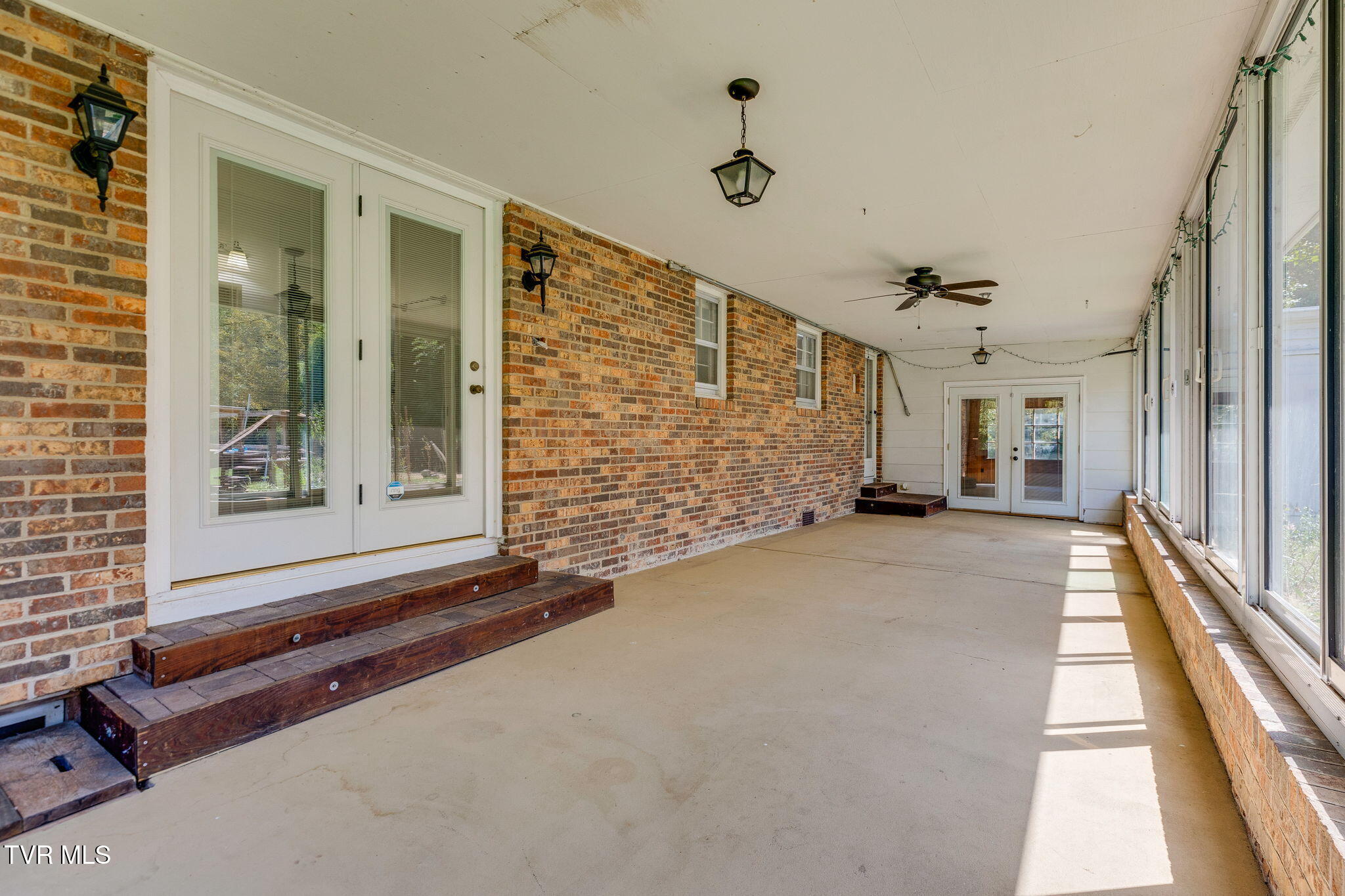 140 Gov Alf Taylor Road Johnson City, TN 37601 - Photo 26 of 49 027