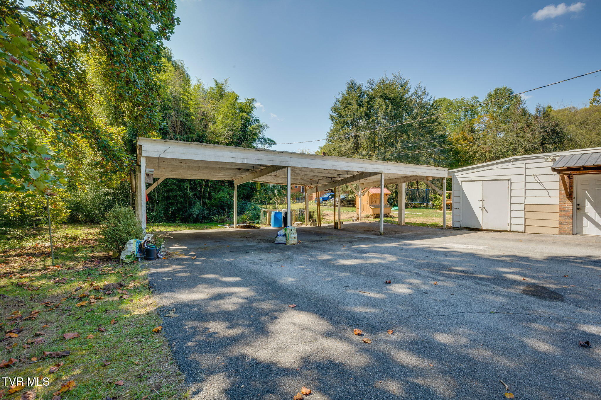 140 Gov Alf Taylor Road Johnson City, TN 37601 - Photo 36 of 49 032