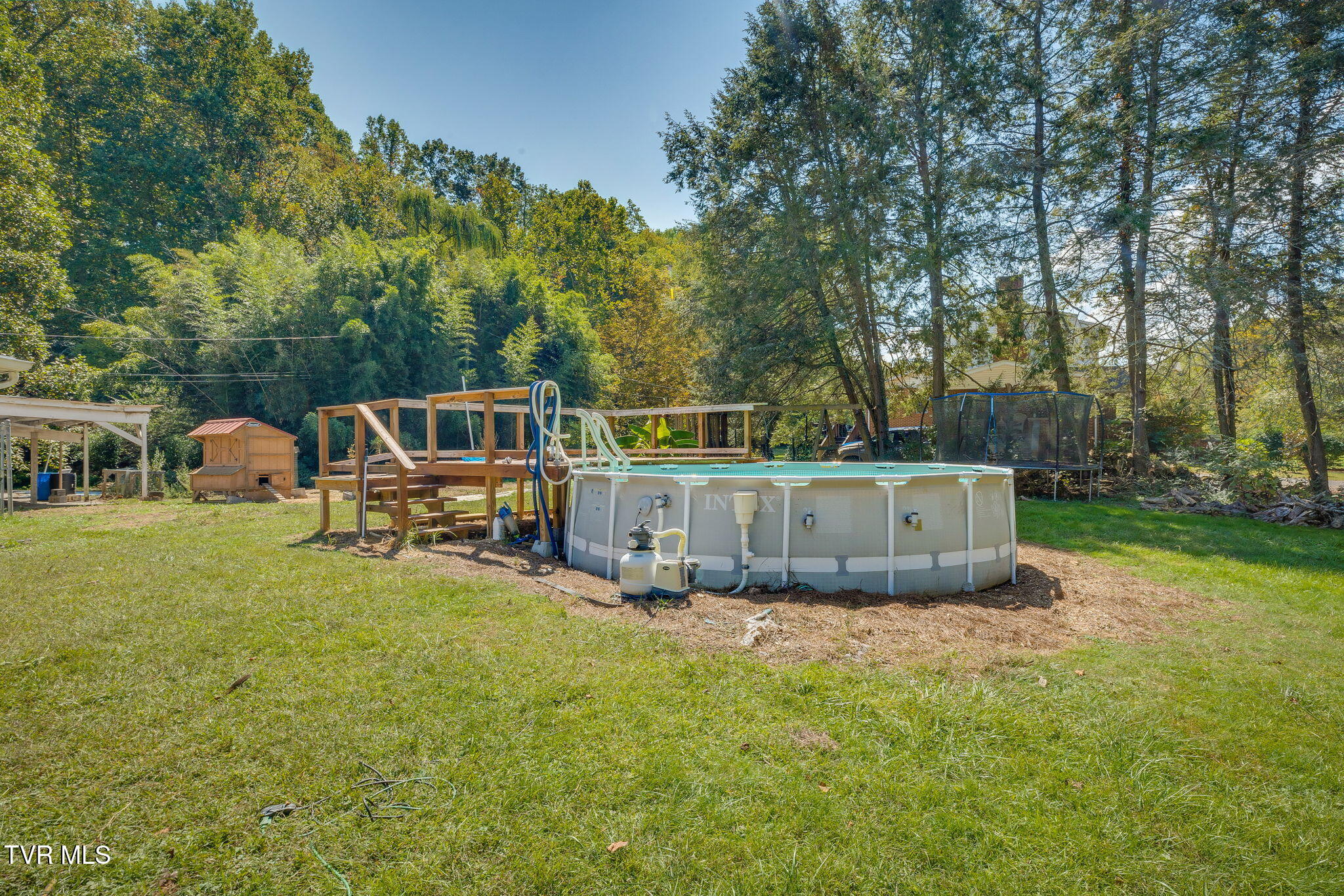 140 Gov Alf Taylor Road Johnson City, TN 37601 - Photo 37 of 49 033