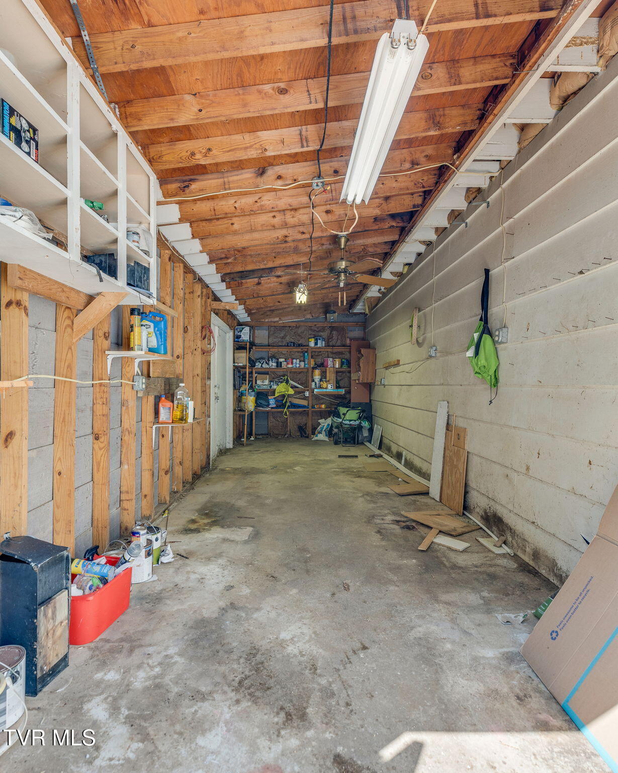 140 Gov Alf Taylor Road Johnson City, TN 37601 - Photo 39 of 49 035