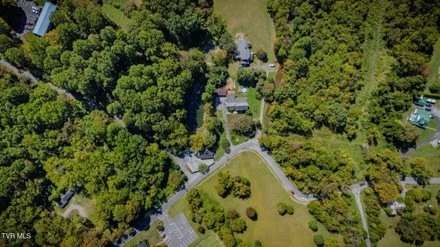 $399,000 | 140 Gov Alf Taylor Road, Johnson City, TN 37601