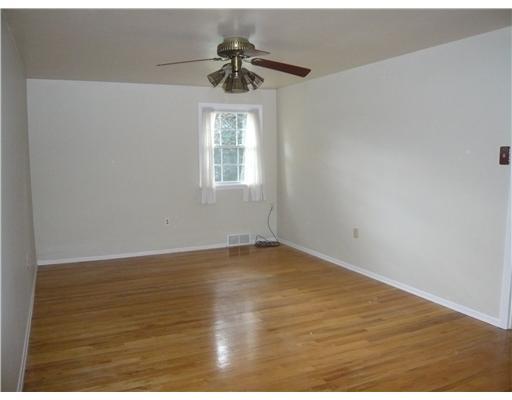 8460 Post Road Allison Park, PA 15101 - Photo 6 of 11 Master Bedroom.
