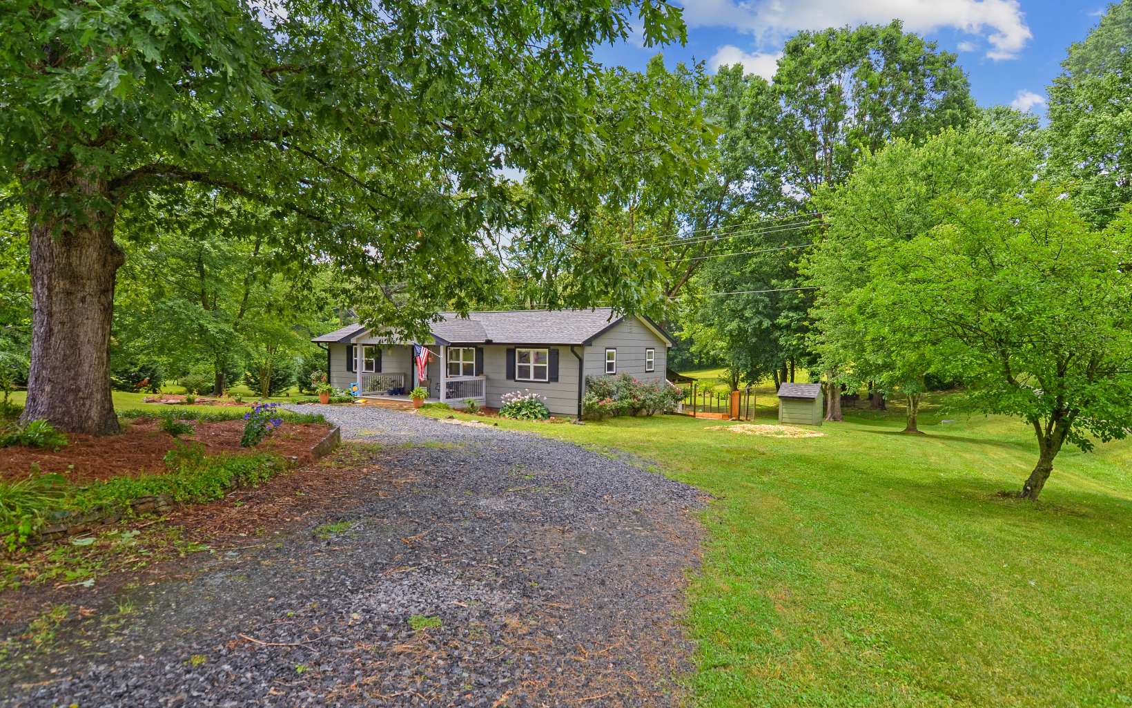 483 Parker Road Ellijay, GA 30536 - Photo 4 of 33 a view of a house with a yard