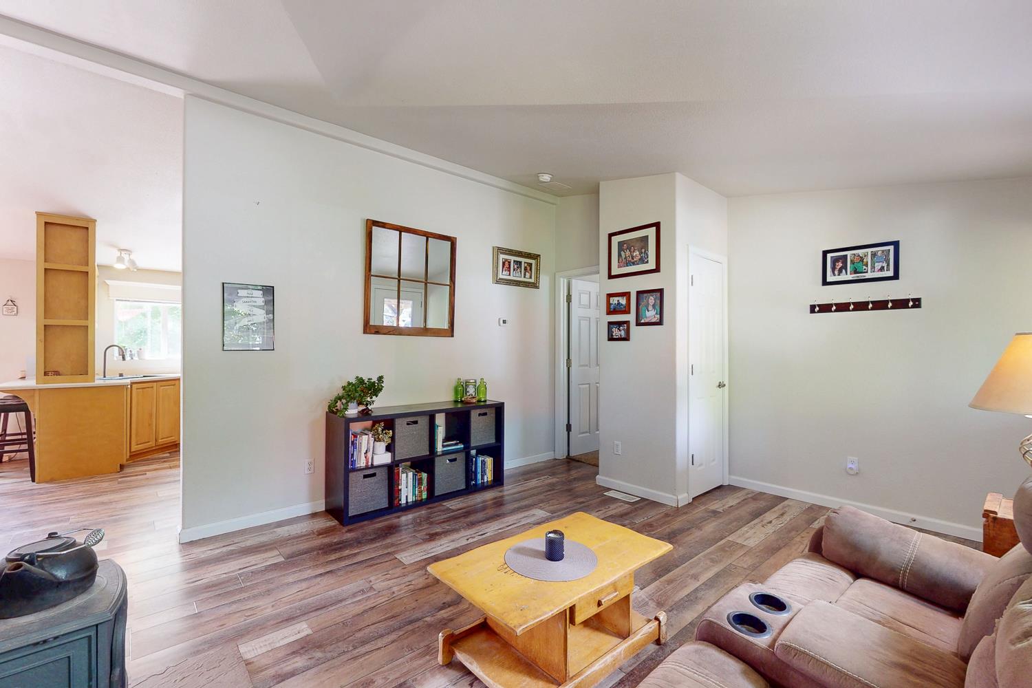 16220 Duggans Road Grass Valley, CA 95949 - Photo 4 of 47