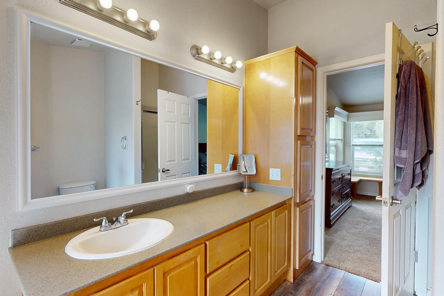 16220 Duggans Road Grass Valley, CA 95949 - Photo 8 of 47