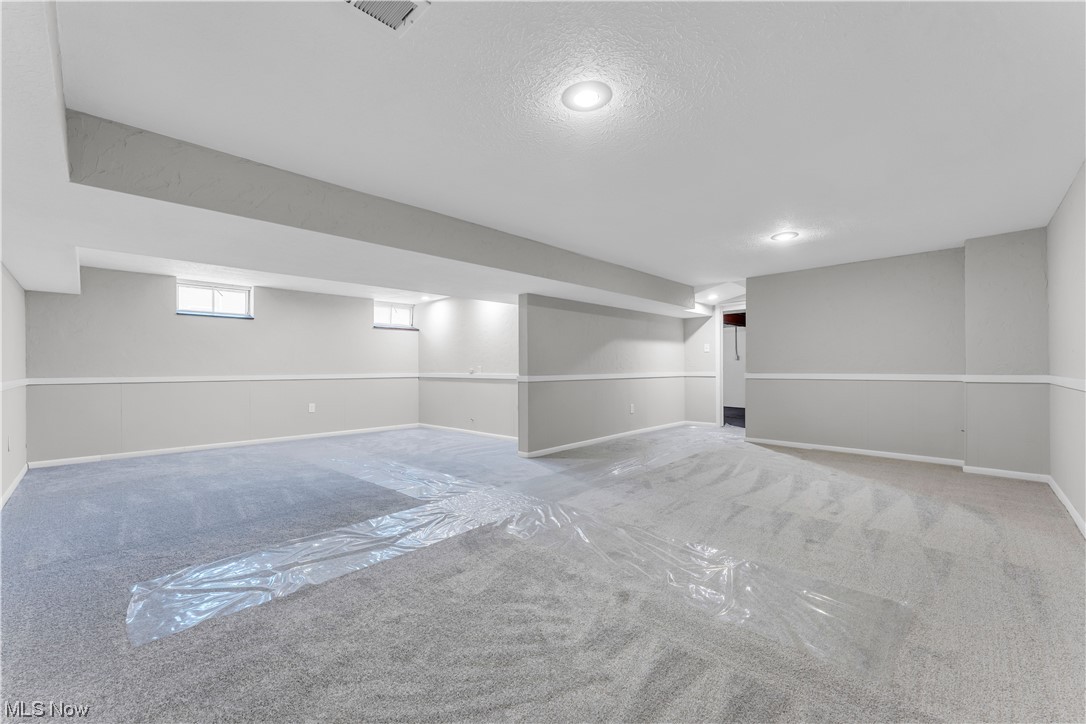 5025 Clubside Road Lyndhurst, OH 44124 - Photo 31 of 35 Basement featuring light colored carpet