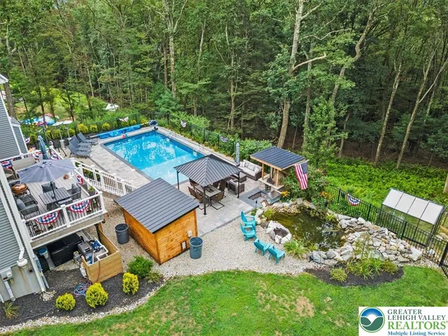 $824,900 | 124 Red Bud Lane, Kunkletown, PA 18058