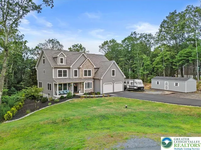 $824,900 | 124 Red Bud Lane, Kunkletown, PA 18058