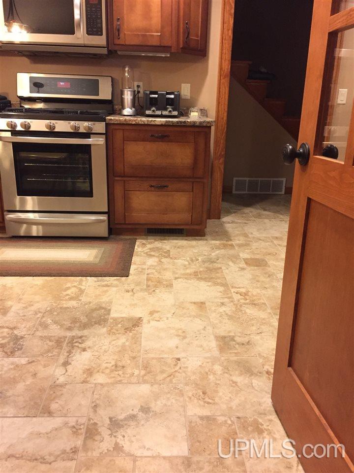 638 County Road Negaunee, MI 49866 - Photo 11 of 28