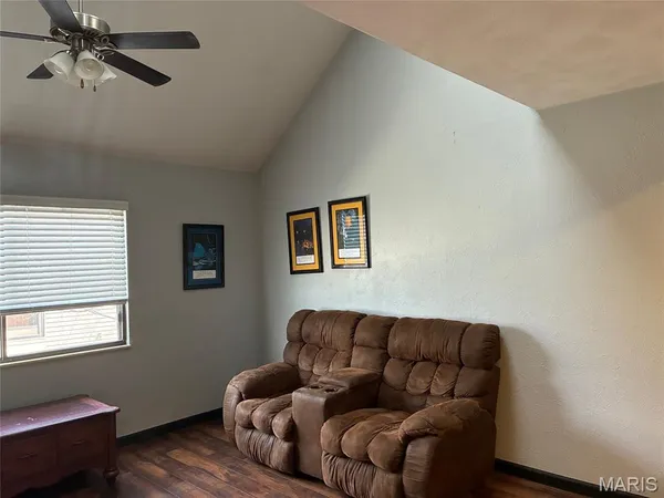 $126,000 | 405 Ponderosa Avenue, Unit 4, O'Fallon, IL 62269