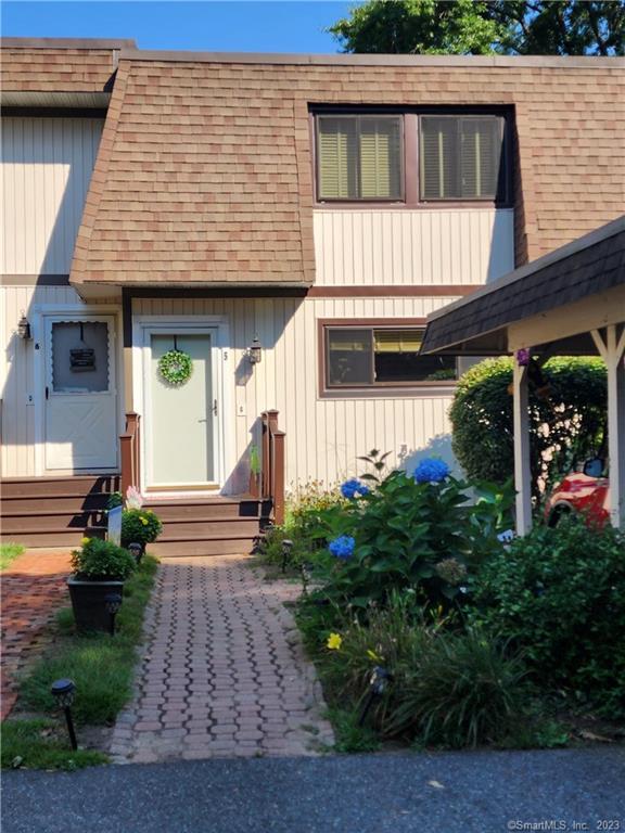 5 Pebblestone Circle, Unit 5 Suffield, CT 06078 - Photo 1 of 1 Gallery Image 1