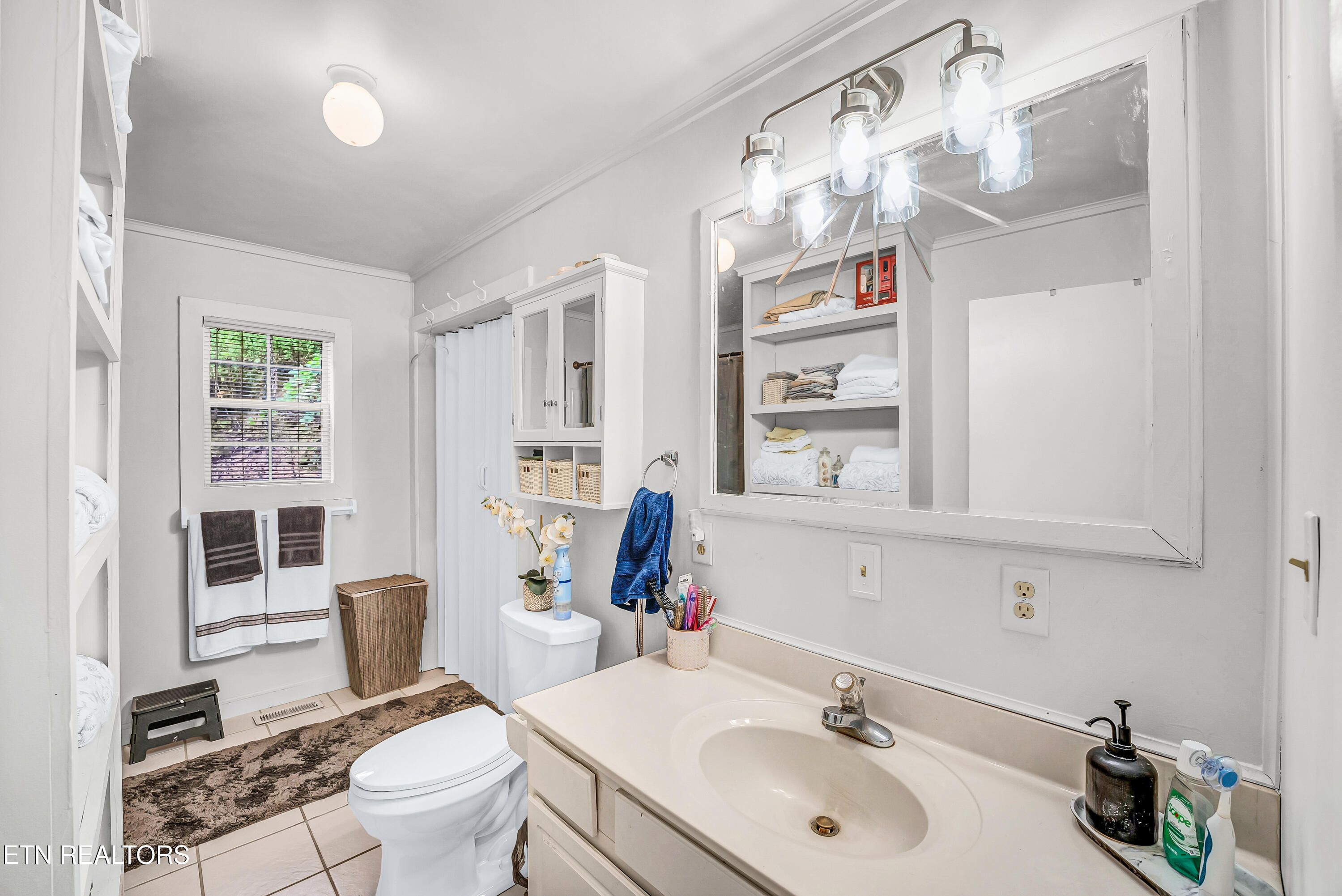 2881 Maples Branch Road Sevierville, TN 37876 - Photo 12 of 23 23-2nd Bathroom A1