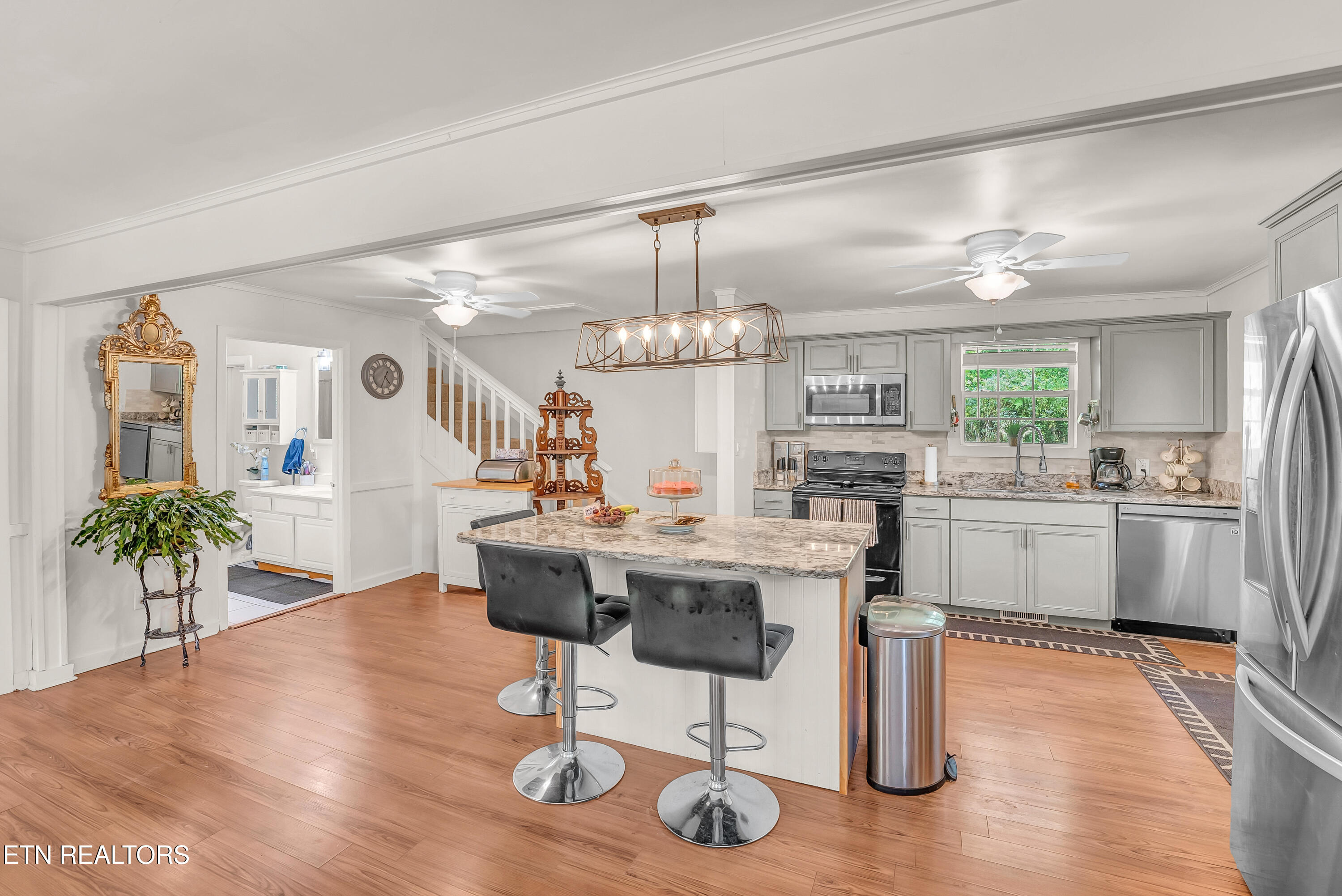 2881 Maples Branch Road Sevierville, TN 37876 - Photo 9 of 23 16-Kitchen A2