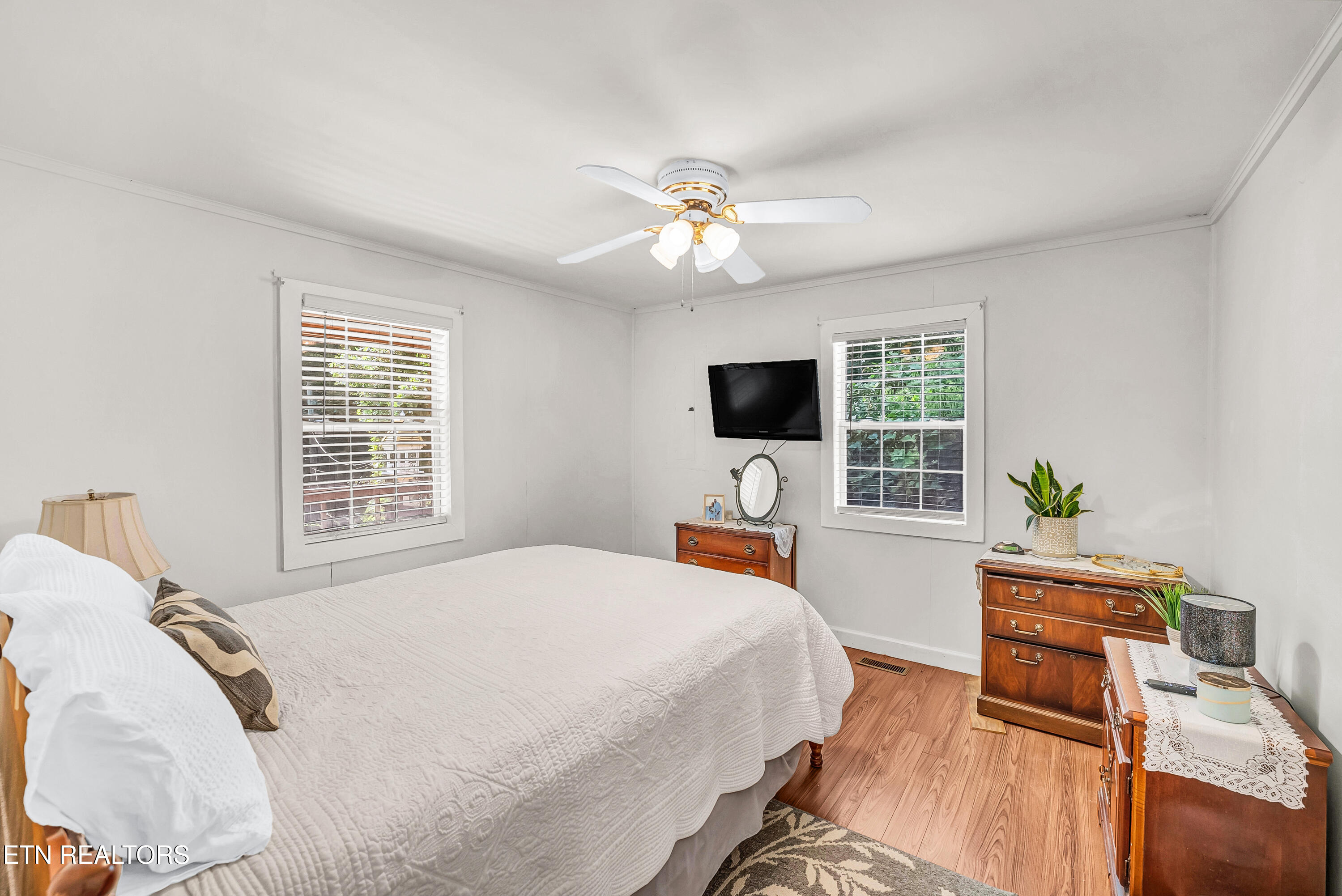 2881 Maples Branch Road Sevierville, TN 37876 - Photo 10 of 23 25-2nd Bedroom A1