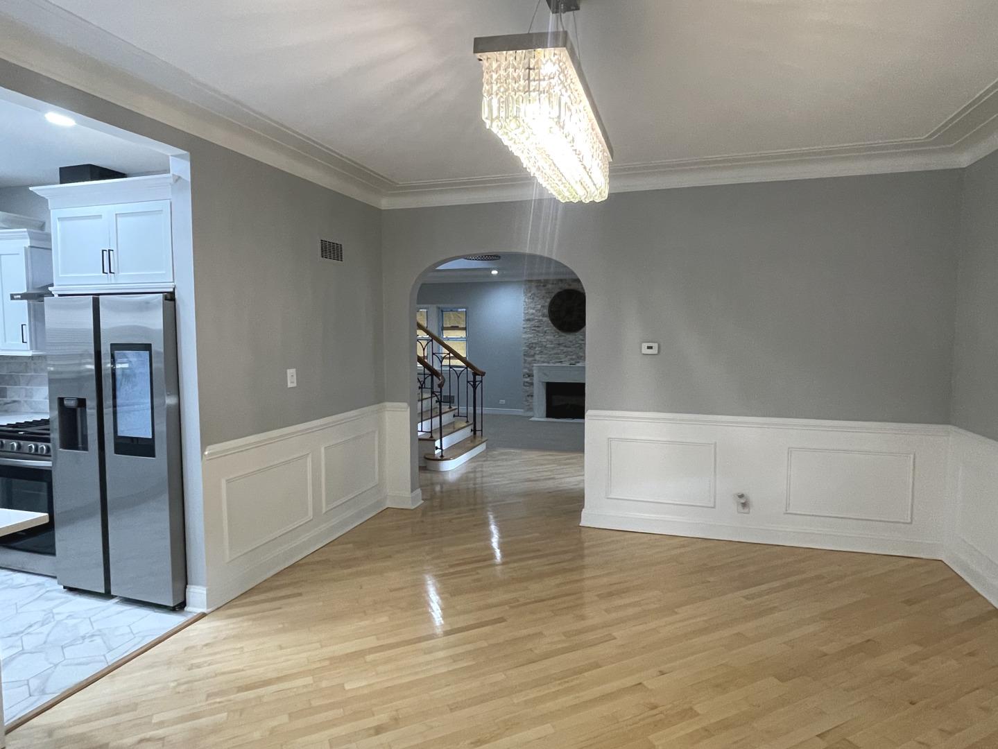 8258 South Rhodes Avenue Chicago, IL 60619 - Photo 4 of 13 Gallery Image 4