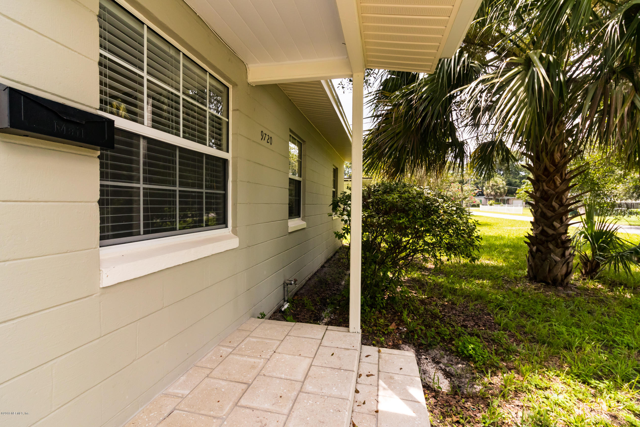 9720 Banks Road Jacksonville, FL 32246 - Photo 6 of 27 Front Porch