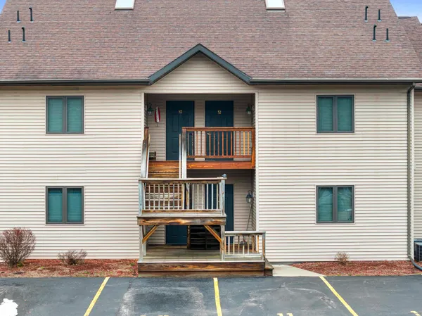 $229,900 | N10911 Peshtigo River Lane, Unit 9, Crivitz, WI 54114
