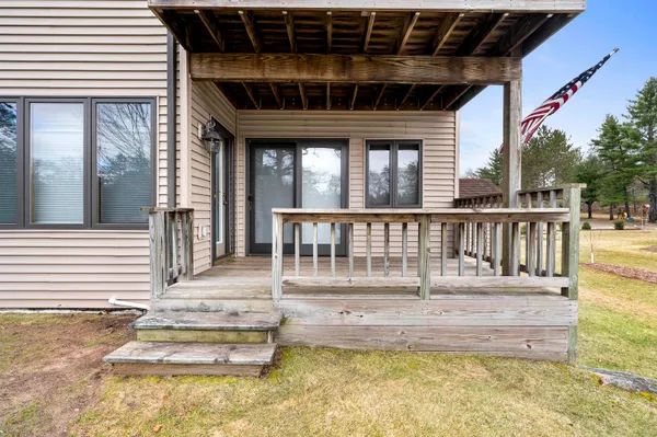 $229,900 | N10911 Peshtigo River Lane, Unit 9, Crivitz, WI 54114