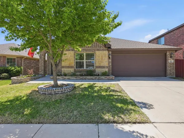 $329,000 | 452 Harding Lane, Lavon, TX 75166