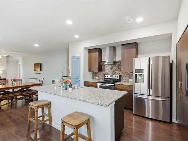 $329,000 | 452 Harding Lane, Lavon, TX 75166