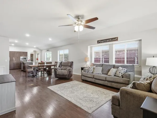 $329,000 | 452 Harding Lane, Lavon, TX 75166